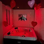 Magnifique Duplex Avec Jaccuzi, Sauna Et Cinema Privatif Appartement